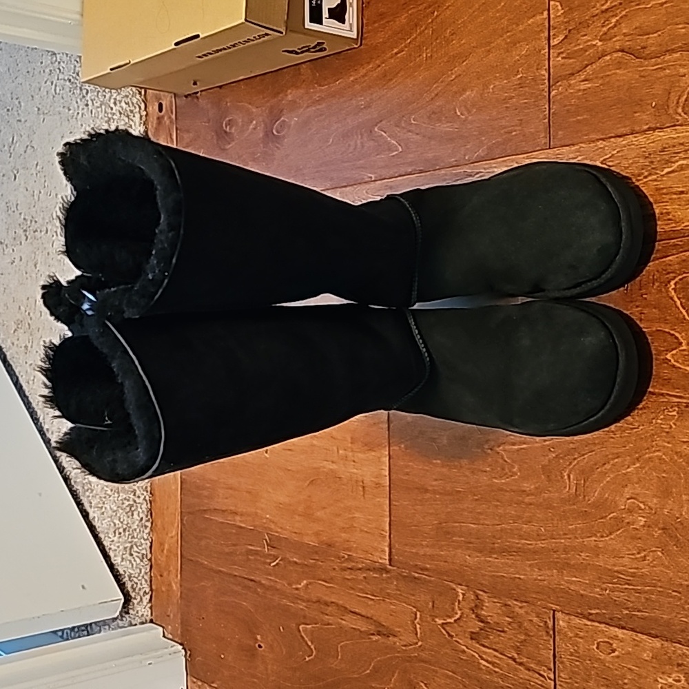 Authentic Ugg Boots
